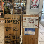 肉ビストロ&クラフトビール ランプラント - 店構え