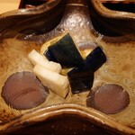 銀座 しのはら - お新香　べったら漬、水茄子、昆布
