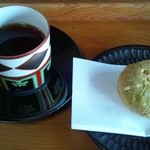 ルカ・ヴェヌス - 抹茶ダコワーズセット（コーヒー）