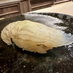 すし処 睦月 - 地物の平目