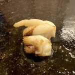 すし処 睦月 - 墨烏賊の子供のゲソ焼いたもの