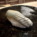 すし処 睦月 - 小鰭