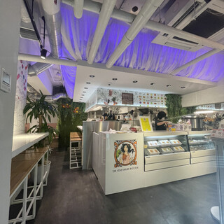 推し活専門 夜ご飯&ランチ チェブカフェ_2