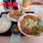 黄金 - 2022年9月　唐揚げセット（780円）