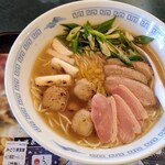 mendokorowakamushanigoutentaishouromanra-memmeibutsuonsembutameshimidoriyushokudou - 炙り三昧・鴨出汁ラーメン。