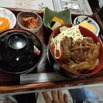 Tenkazu - 牛肉ステーキ丼