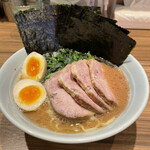 横浜ラーメン 渡来武 - 