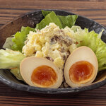 [Tokushima] Bonito potato salad topped with flavored egg