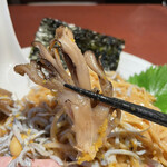 酒肴場 屯 - 舞茸も良い風味