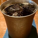 草枕 - アイスコーヒーに入っている氷が、製氷機で作ったままのものではないです