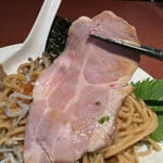 酒肴場 屯 - 低温調理チャーシューはしっとり