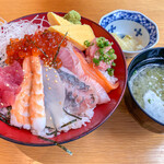 炙庵 とやま鮨 - 海鮮丼 1,780円(外税)+大盛 150円(外税)