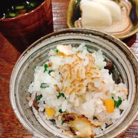 しゅん逢 紗々木 - 秋鮭の炊き込みご飯