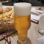 Hiruton Nagoya - フィッシュ&チップスにはビール(もしくはGUINNESS)だね。
