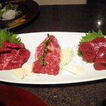 舞桜 - 馬刺し3点盛り