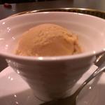 焼肉&ステーキ 格之進R - 本日のアイスは紅茶味でした。