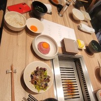 焼肉うしごろ 新宿三丁目店 - 