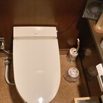 USHIO - toilet