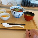 勘治郎商店 - 勘次郎商店の煮込み丼