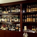 バー ザ クレイン - ラインナップ。