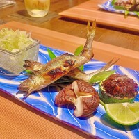 日本料理 新 - 稚鮎、椎茸、ズッキーニの肉味噌