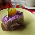 Merum - 紫色が鮮やかな紫いものケーキ