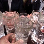 八重垣 - おお～！皆さん乾杯してますね～！楽しそう…(笑)