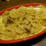 チロンボ・マリーナ - 鶏ムネ肉のコンフィと栗カボチャのクリームソーススパゲッティ