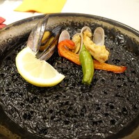 EX marunouchi - イカ墨のパエリア