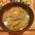 Ryu-my Cafe - ワカメと豆腐のお味噌汁。