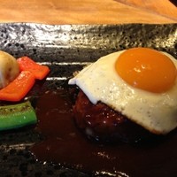 築地鉄板焼 Kurosawa - ランチ10食限定フォアグラ入り特製ハンバーグ。旨い。