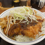 Katsuya - ◎ロースカツと豚焼肉の合い盛り丼 759
                        ◎ポテトコロッケ¥86