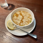ワヤン バリ - セットのスープ