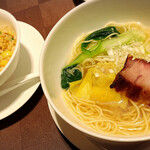 エンプレスルーム - 