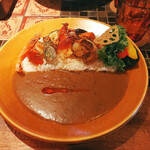 【カレー専門店】円山教授。 - リッチ君オーダーの浜カレー写真ありました♪1680円　ライス、辛さは不明