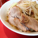 ラーメン二郎 - この日の豚