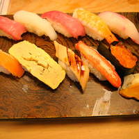 東鮨 新店 - ランチ\800握り