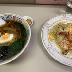 中華料理ひろし - ラーメンと海老炒飯