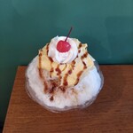 雑貨と喫茶 マチカド - プリンかき氷(青山商店コラボ限定)