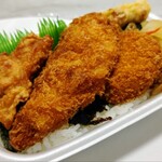 ほっともっと - 料理写真:全部のせのり弁当500円 ソース