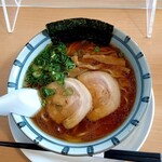 らぁ麺屋まるみ - 醤油らぁ麺（手もみ中細麺）