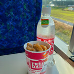 セイコーマート - 【2022年09月】フライドチキン300円(込)、帰りの列車で頂きます。