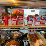 セイコーマート - 【2022年09月】店内：フライドチキンなども充実していた。