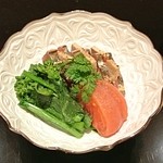 日本料理 百屋 - カツオのタタキとフォアグラのミルフィーユ