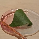 日本料理 百屋 - さくら餅