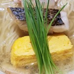 ラーメン巌哲 - 黒鯥塩味