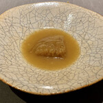 茶禅華 - 紅焼魚翅　ふかひれ姿煮