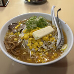 宮本太郎。 - バターコーンラーメンに白髪ネギ¥1000