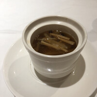 個室中華 頤和園 溜池山王店 - 