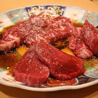 神戸焼肉 金虎 - 